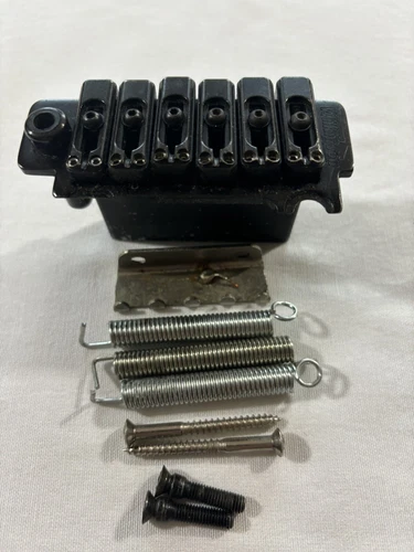 1986 Wilkinson Gotoh VS100 Two-Point Tremolo Bridge Black w/ HW