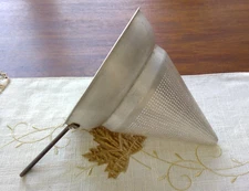 Vintage Wear-Ever No.8 Aluminum Cone Sieve Colander Strainer
