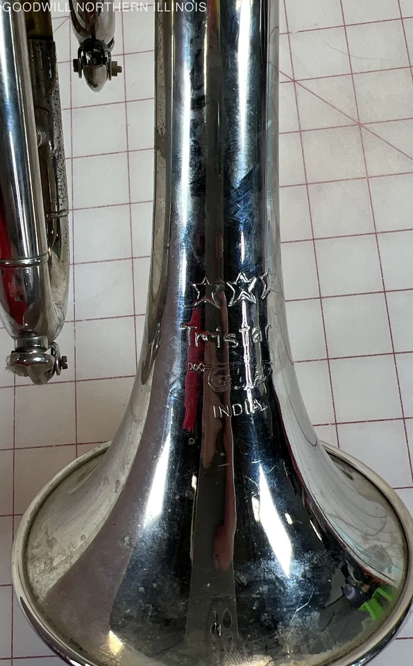 Trompeta Tristar Hecha en India Foto 4 de 4