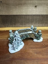 Dept  56 Christmas Village Stone Footbridge #52646 In Box