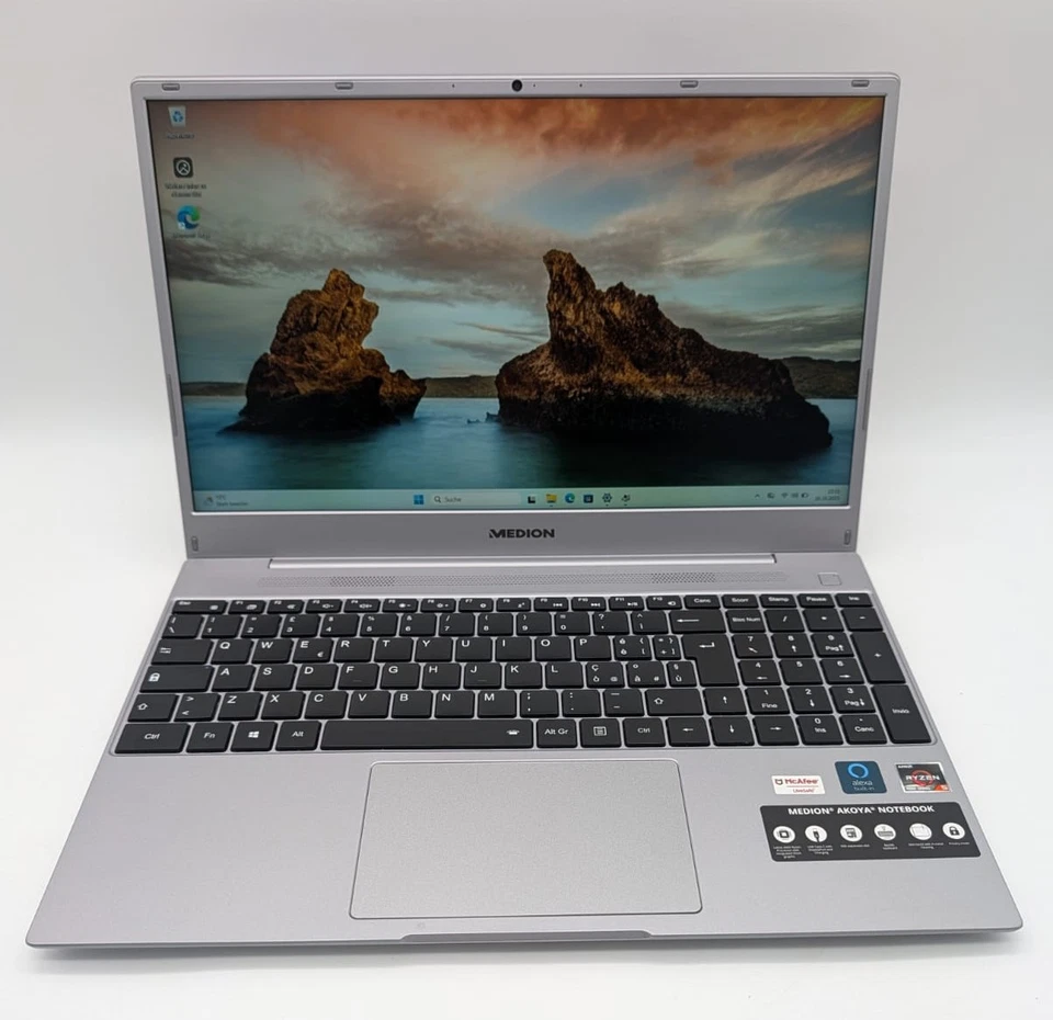 Laptop Medion Akoya E15303 15,6" FHD 512 GB SSD AMD Ryzen 5 4500U 16GB RAM - Bild 2 von 4