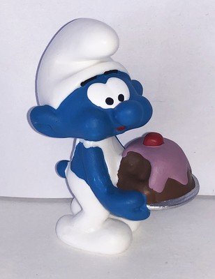 miniature smurf figurines