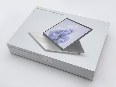 Microsoft Surface Laptop Studio 2 14.4'' i7-13700H 16GB 512GB RTX 4050 YZY-00001