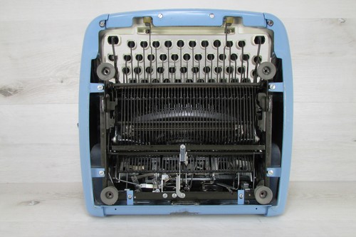 Royal Aristocrat Vintage Antique Portable Typewriter w/ Case Retro Blue Working - Picture 16 of 21