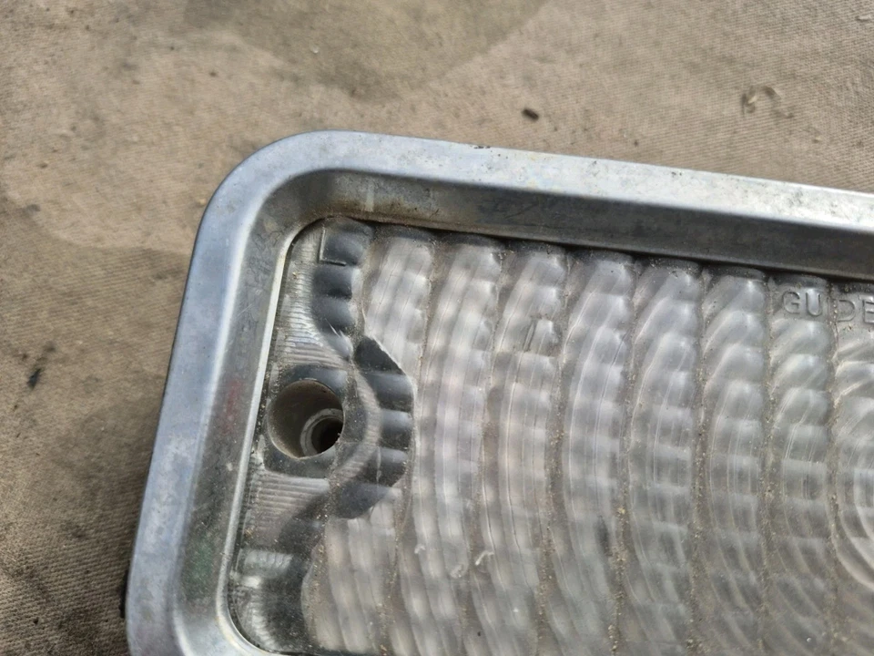 1969 - 1970 左司机侧停车灯雪佛兰 C10 雪佛兰皮卡右手 — 第 2/4 张图片