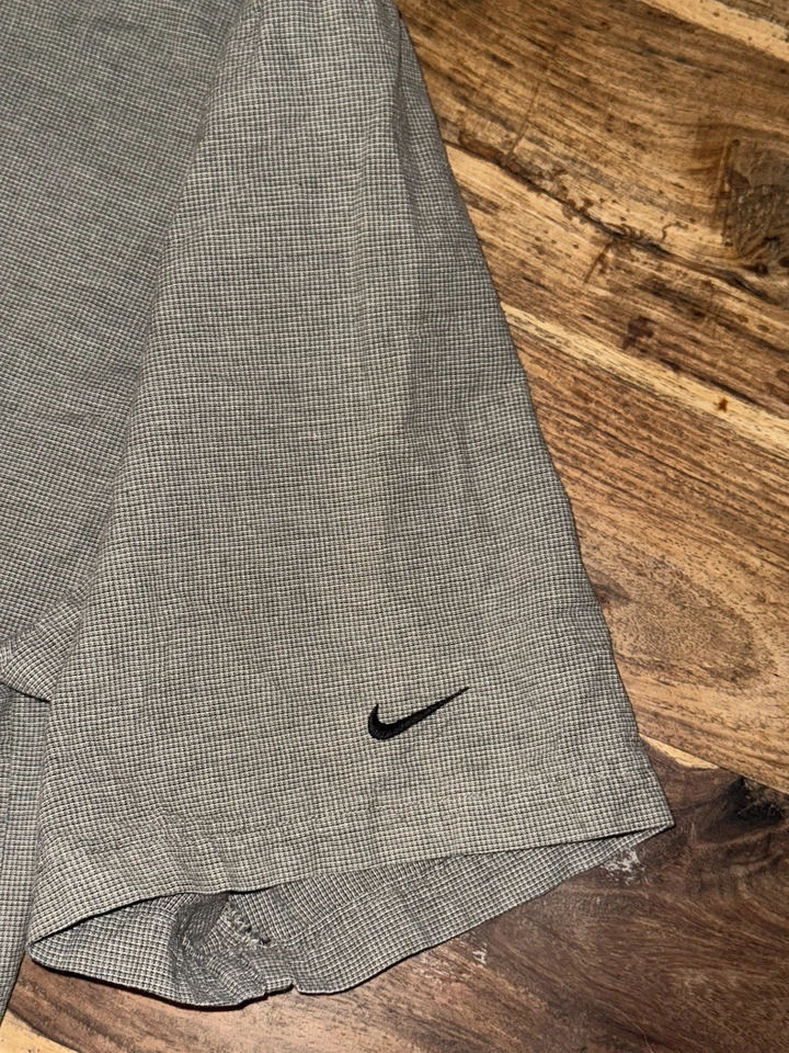 Nike Golf Shirt Size L Grey Short Sleeve Button Up Outdoor Texture Swoosh Skate - Image 3 of 4