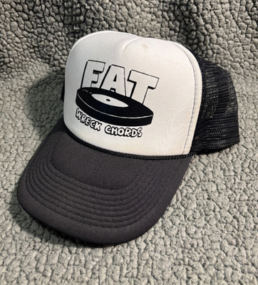 レア　FAT Wreck Chords レアトラッカーキャップ Fat Wreck Chords (Logo Black) Trucker Cap – Fat Wreck Chords EU/UK