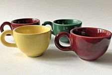 4 Tasses dînette poupée porcelaine vernissée vintage/ 4 dollhouse porcelain cups