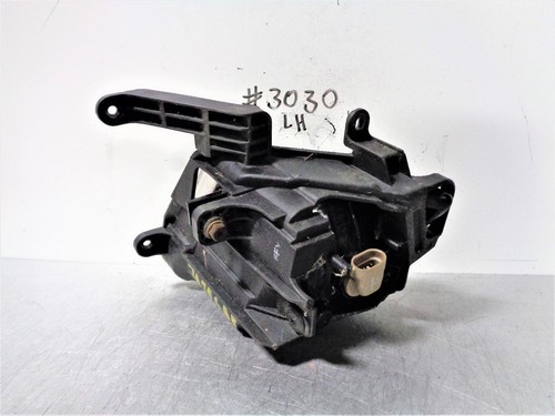 2010 KIA FORTE 4 DOOR SEDAN DRIVER SIDE FOG LAMP ASSEMBLY 10 11 12 - Picture 2 of 6