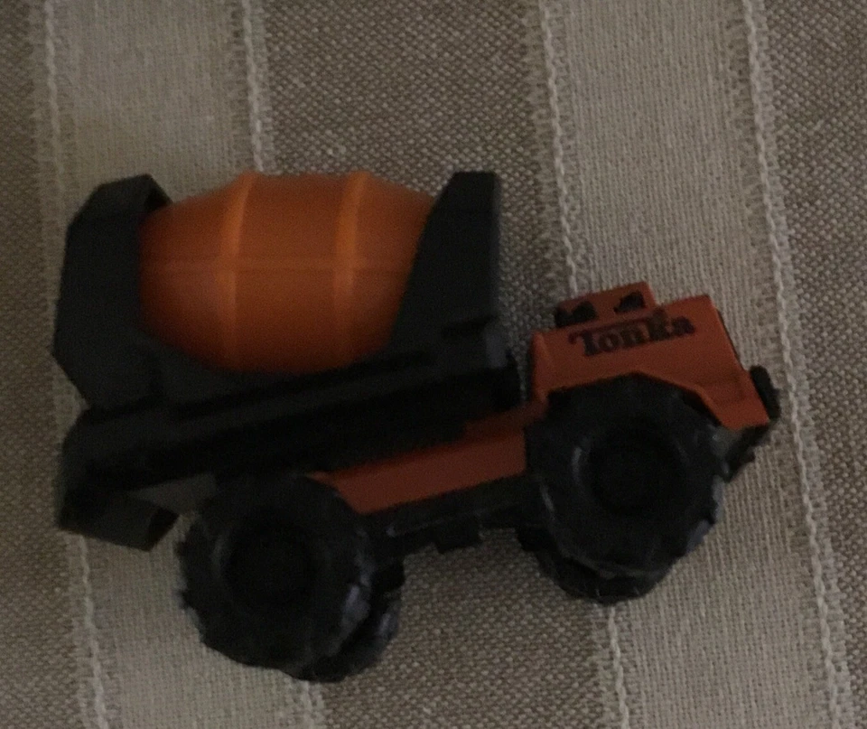 1992 Mini Tonka Const.Equip&1994.Cement Mixer, Front End Loader, Bulldozer - Image 3 of 4