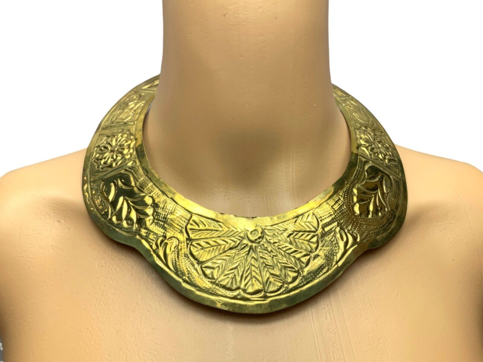 Floral Stamped Torque/Choker, Brass, Gold Toned, 4-1/2 Circumference, Vintage