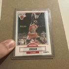 Fleer 1990-91 Michael Jordan #26 Base Set Chicago Bulls NBA Basketball Card