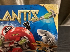 Lego Atlantis Wreck Raider 8057 Shark Warrior Scuba gear glider eye patch 2010