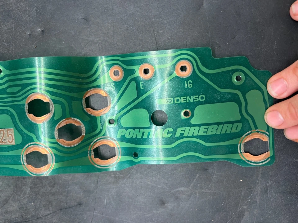 Placa de circuito Pontiac Firebird 1985-1992 OEM Gauge Cluster 25089619 Foto 2 de 4