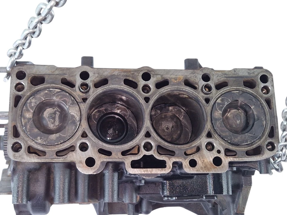 Engine block engine block for Cayd VW Caddy 1.6 TDI 75 KW 102 hp - Image 2 of 4
