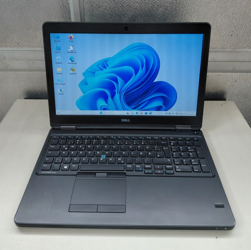 Dell Latitude E5550 · i5-5200U · 8GB · 128GB, Foto 2 von 5