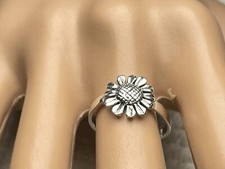 Vintage Sterling Silver 925 Sunflower Ring Size 7.25.