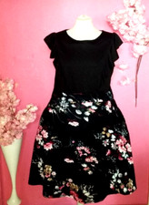 WOMEN PLUS SIZE FLORAL SHORT SLEEVE RUFFLE MIDI DRESS ( SIZE XL )