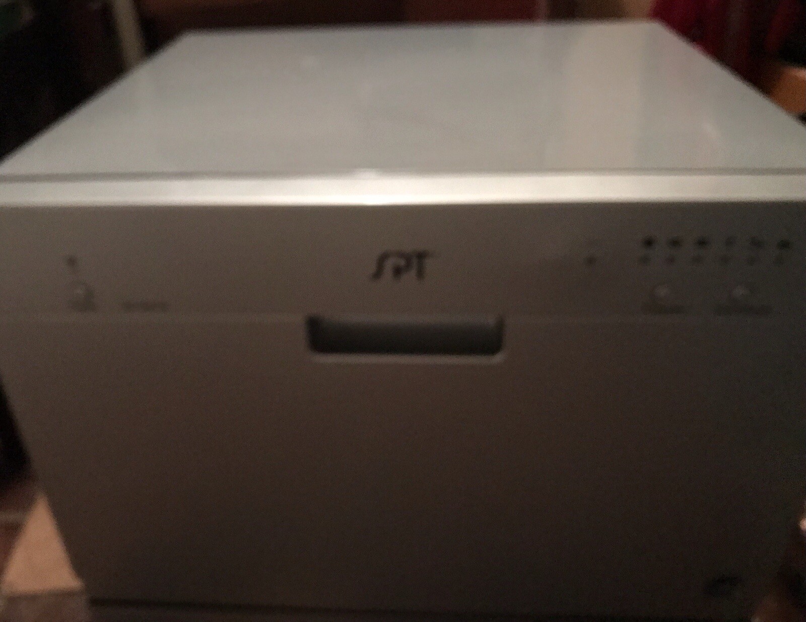 SPT Countertop dishwasher SD2202S (silver). Holds 6 place settings