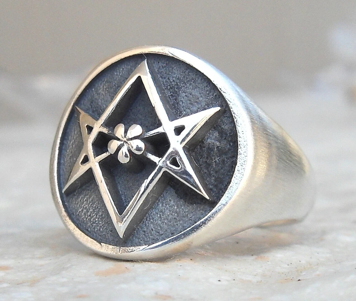 Unicursal hexagram best sale ring