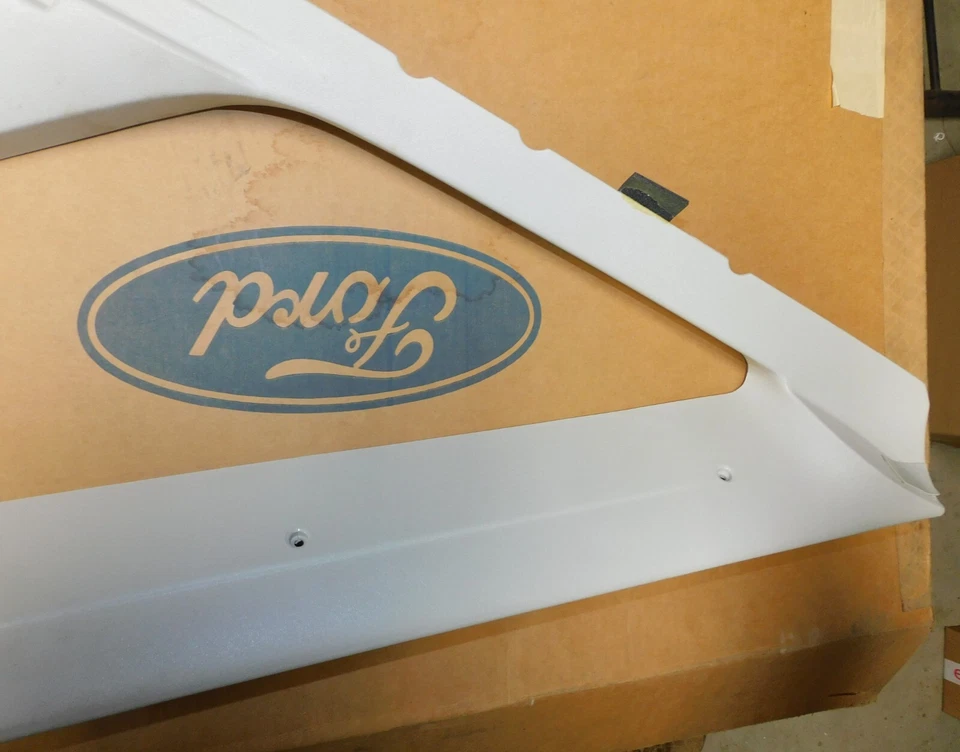 Ford Merkur XR4Ti 1985 1986 nuevo techo derecho interior ventana trasera panel de moldura plateado Foto 4 de 4