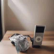 Apple iPod Nano 2nd Generation - Model #A1199 - Caricatore,Cavo E Cuffie