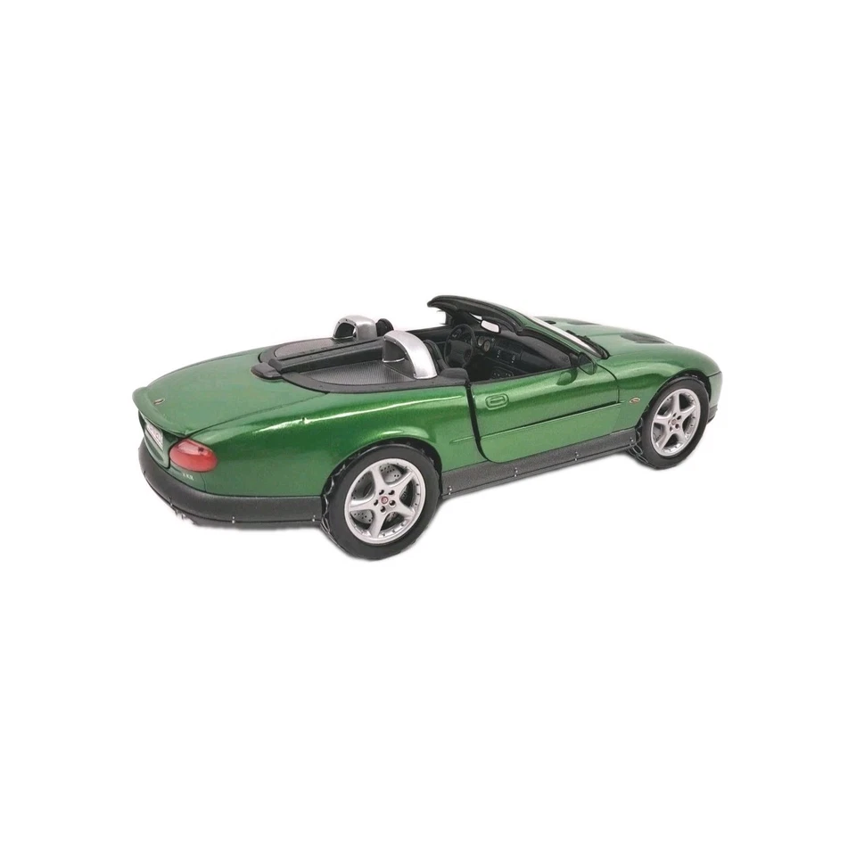 James Bond 007 Jaguar XKR Roadster Green Car - Image 3 of 4
