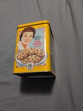 Vintage Nestlé Toll House Cookie Yellow Metal Tin 1939 1942 1954 Ads Recipe