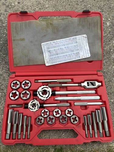 Matco 25 Piece Tap & Die Set SAE 9/16 To 1” Coarse & Fine Tool Set Threading Set