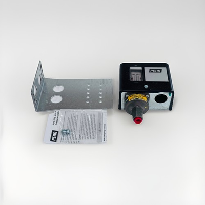 #ad #ad Johnson Controls SPST Pressure Control w 1 4quot; FNPT 20quot; 100 psi Diff. 7 50 psi $109.95