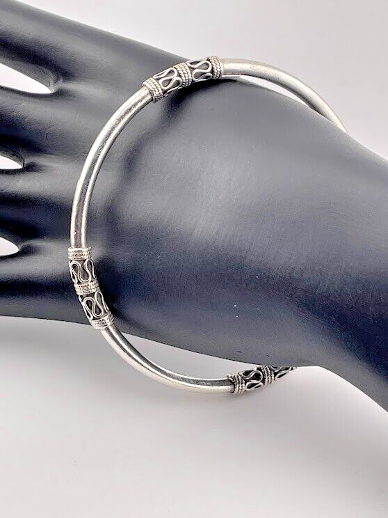 MC 925 STERLING SILVER 5.2MM BANGLE BRACELET 8