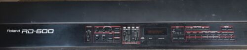 Roland Rd 600 Control Panel - Picture 1 of 2