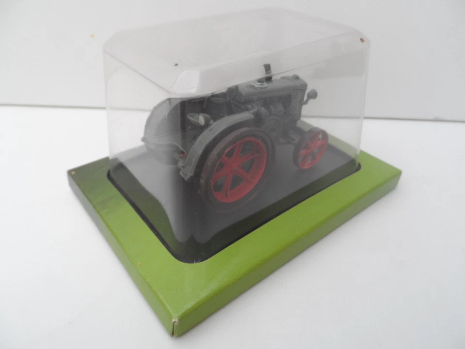 New 1:43 Super Landini 1934 Tractor Universal Hobbies Hachette Box Damaged - Image 4 of 4