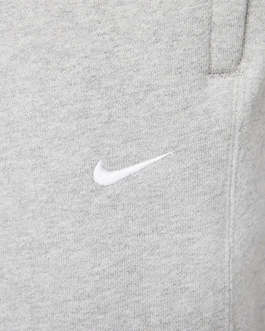 Nike Solo Swoosh Heavy Weight Fleece Pants Size XL Mens Grey Nike Solo Swoosh Heavy Weight Fleece Pants Size XL Mens Grey