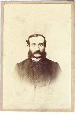 CDV Foto Portrait eines Mannes von Hing-Qua John & Co um 1865 Hongkong China