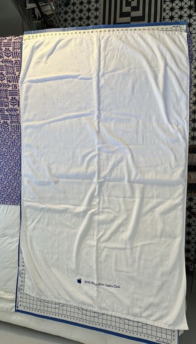 Rare Apple Employee Swag 2010 Beach Towel - Picture 10 of 24