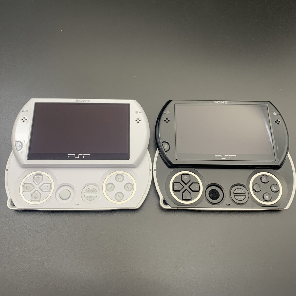 Sony Psp Go Branco *com Vários Jogos* - Desconto no Preço