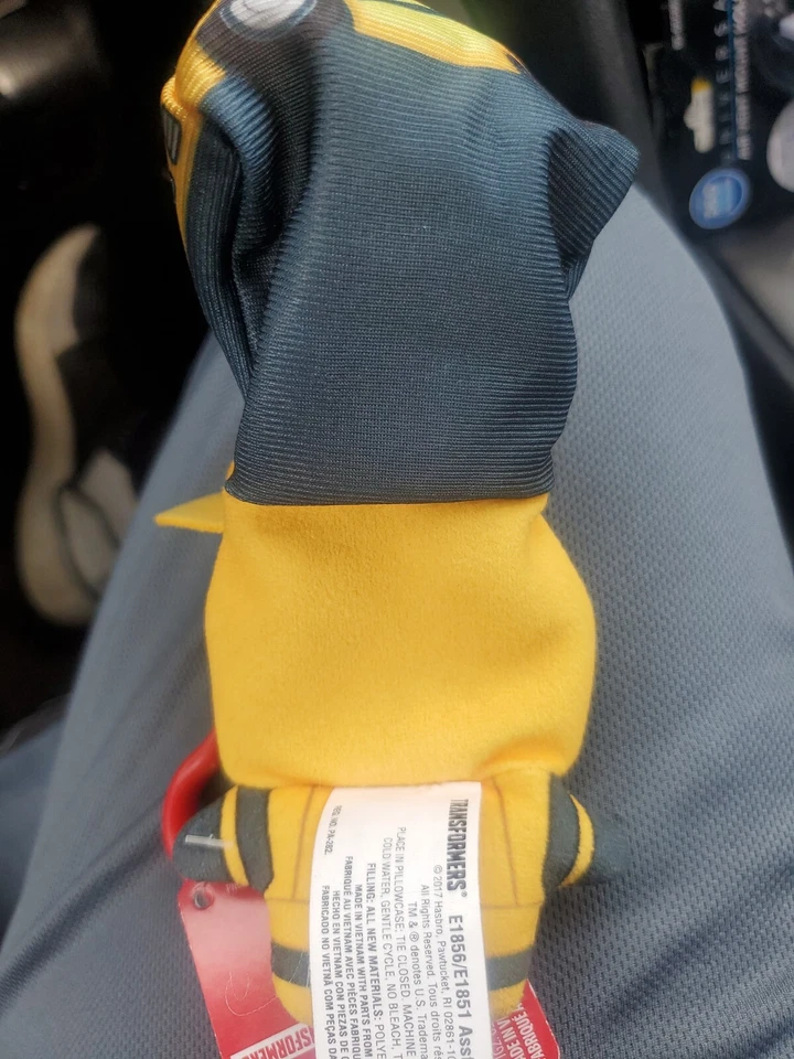 Mochila Transformers Clip de Peluche Ons Bumblebee Hasbro 2017 Foto 3 de 4