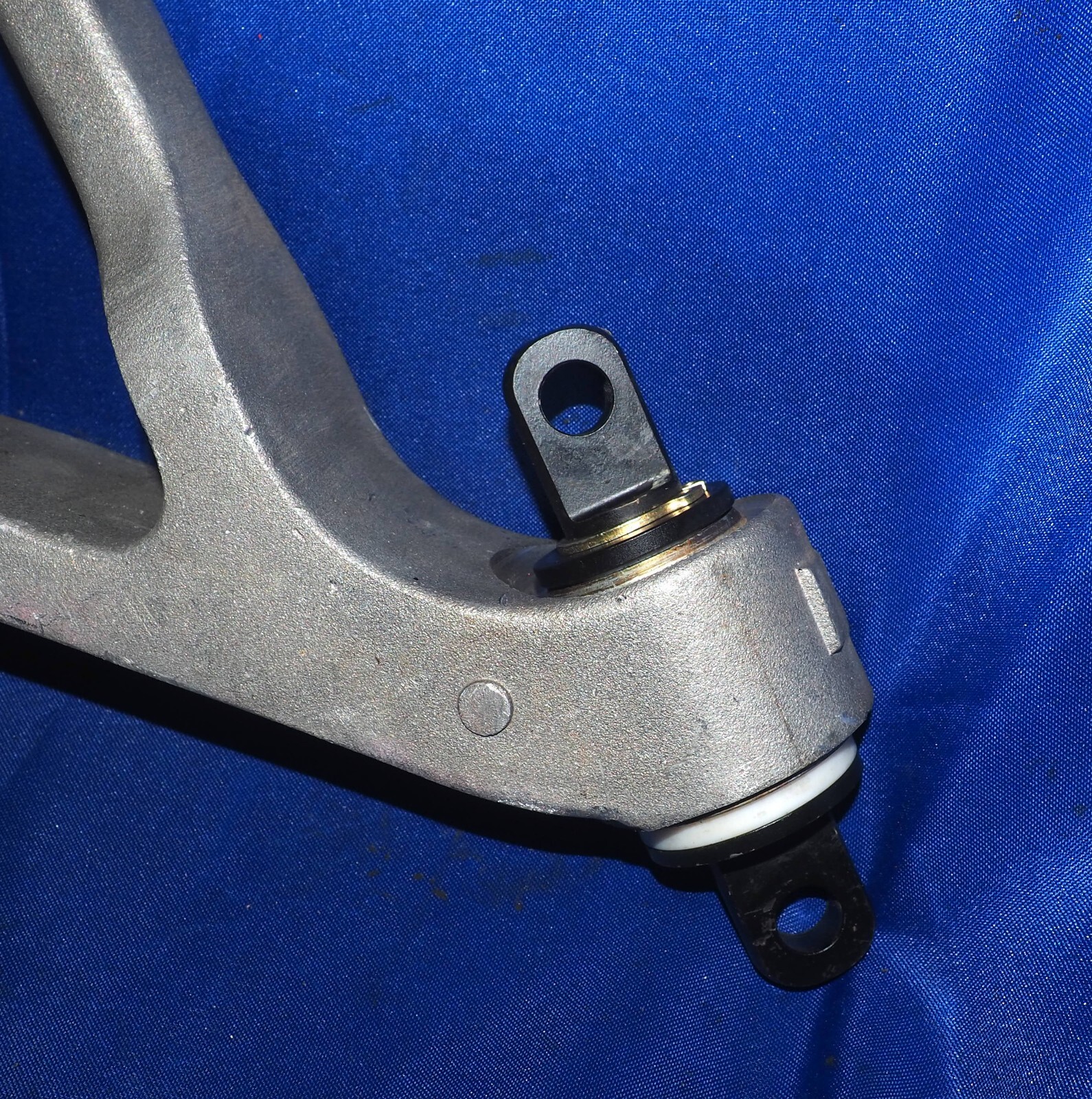 2000-2005 Ferrari 360 Rear Right Suspension Lower Control Arm OEM *BAD BUSHINGS*