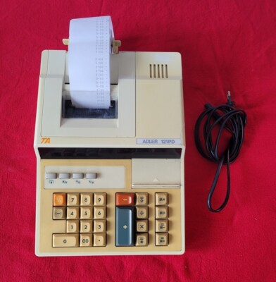 TA Triumph Adler 121 PD plus Tischrechner Büro