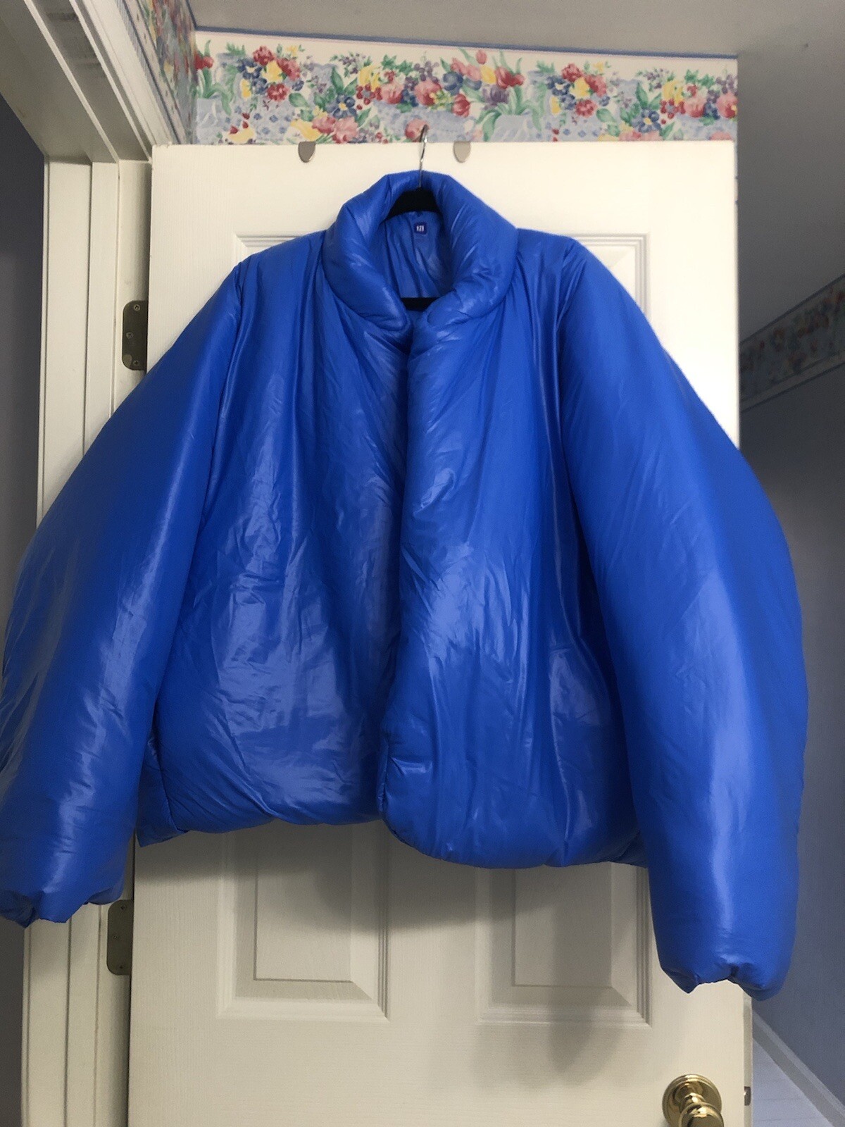 NEW YEEZY X GAP ROUND Cropped Jacket Blue Puffer Fall 2021 Kanye West Size M