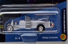 Johnny Lightning Silver Screen The Munsters Drag-U-LA - WHITE LIGHTNING 1:64 Car