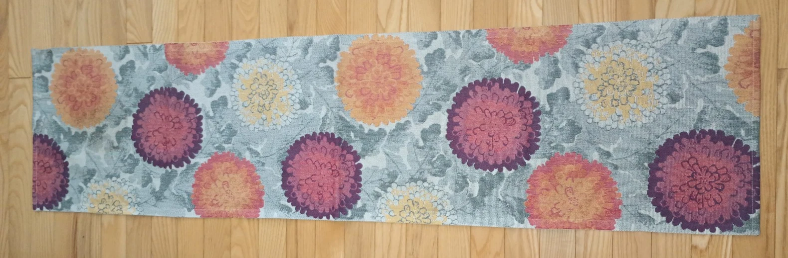 Ekelund Table Runner - Thumbnail 4
