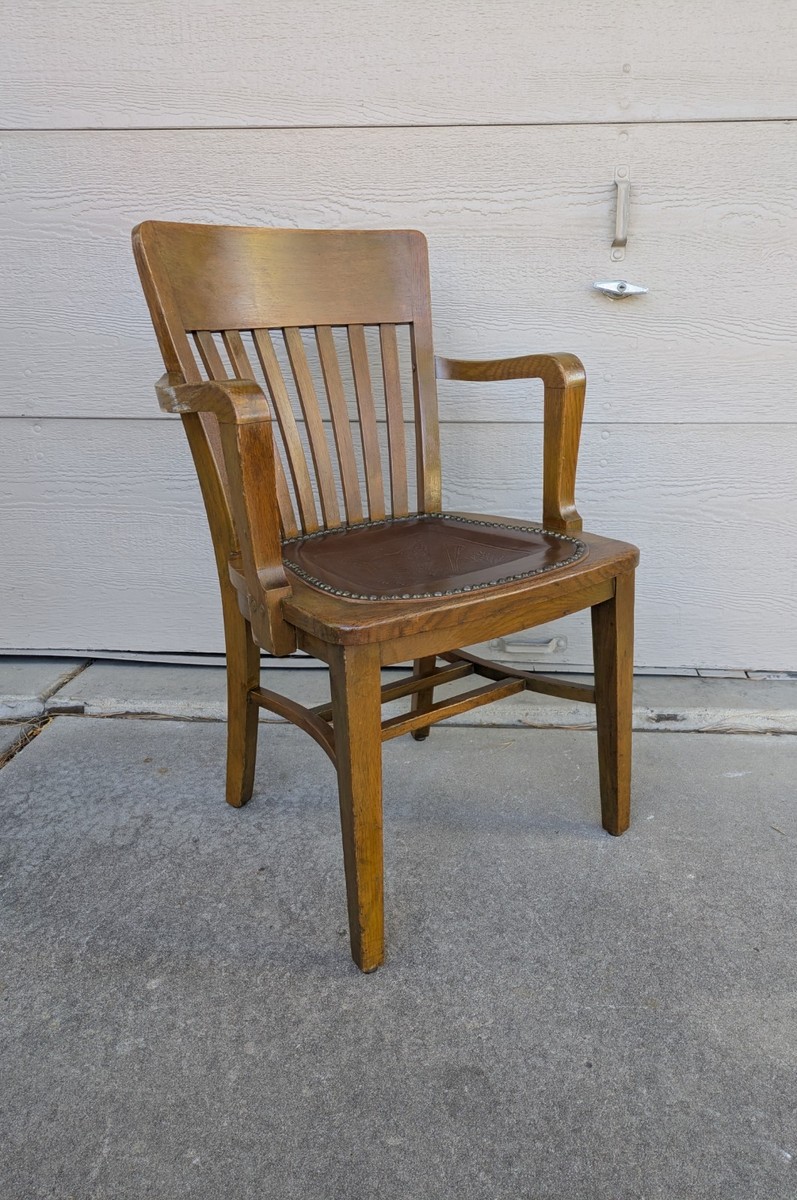 Antique 1930s Milwaukee Chair Mission Oak Wood Banker Lawyer
