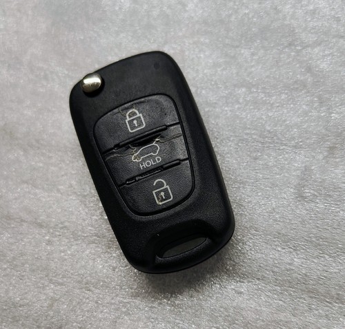 KIA MANDO A DISTANCIA ABATIBLE LLAVERO 3 BOTONES CON CHIP 50412 CEED / PRO CEED / SOUL 0678 - Imagen 2 de 3