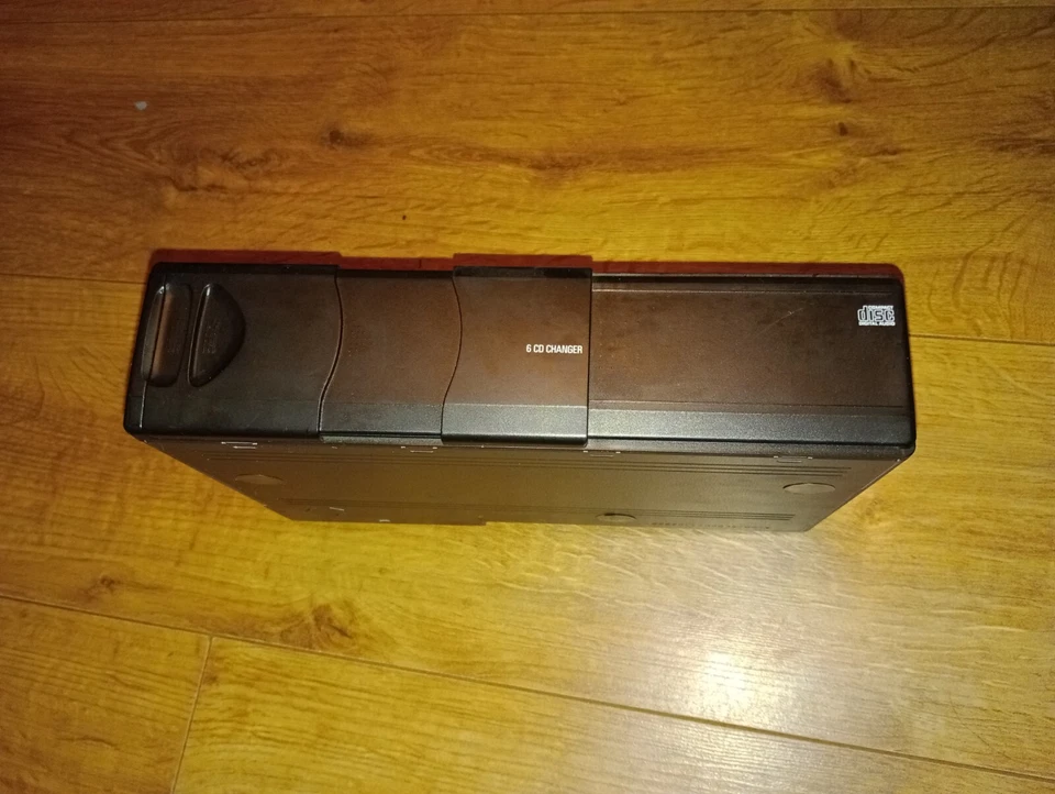 Range Rover L322 CD Changer 65.12-6 913 388 6 Disc 2002 to 2005 Land Rover - Image 2 of 4