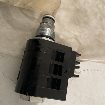 GENUINE MAXON LIFTGATE VALVE SOLENOID 2 WAY 290043 NEW OEM | eBay