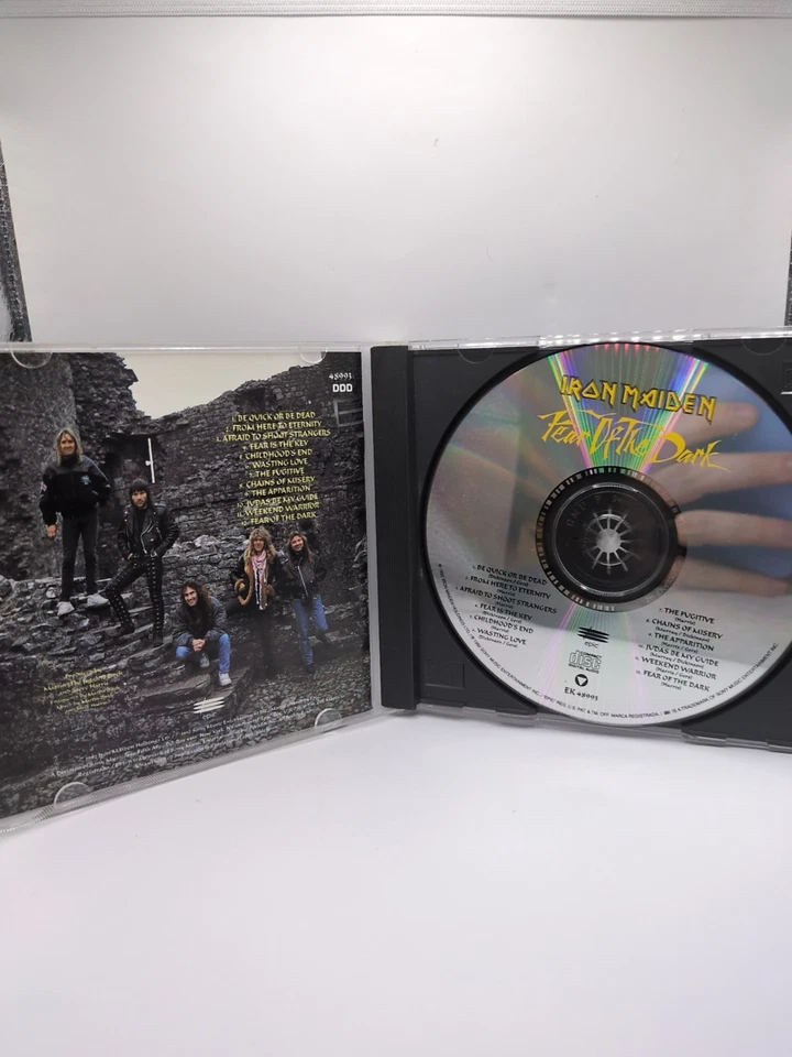 Iron Maiden - Fear Of The Dark - CD 1992 Epic Records Heavy Metal Foto 3 de 3