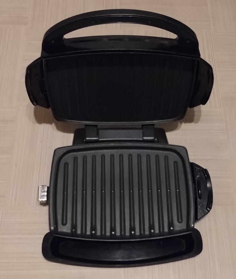 George Foreman Lean Mean Fat Grilling Machine W/Removable