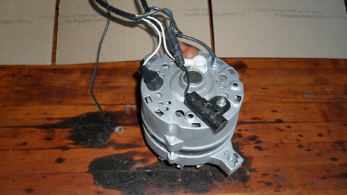 Ford Mustang 302 5.0L V8 Ultima 60 Amp Alternator R113579A & Wiring Harness - Picture 4 of 7